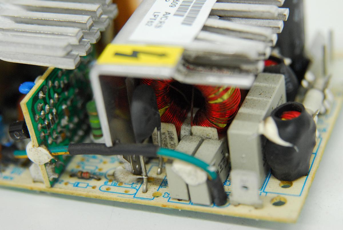 Used Astec LPT62 60W Triple Output Power Supply (+5V,8A/+12V,3.5A/-12V,1A)