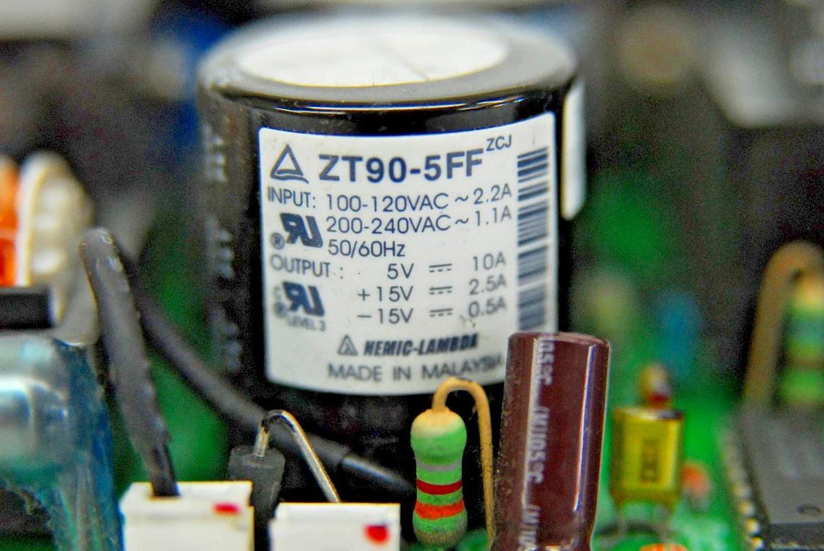 Used Nemic Lambda ZT90-5FF Triple Output Power Supply 5V,10A/+15V,2.5A/-15V,0.5A