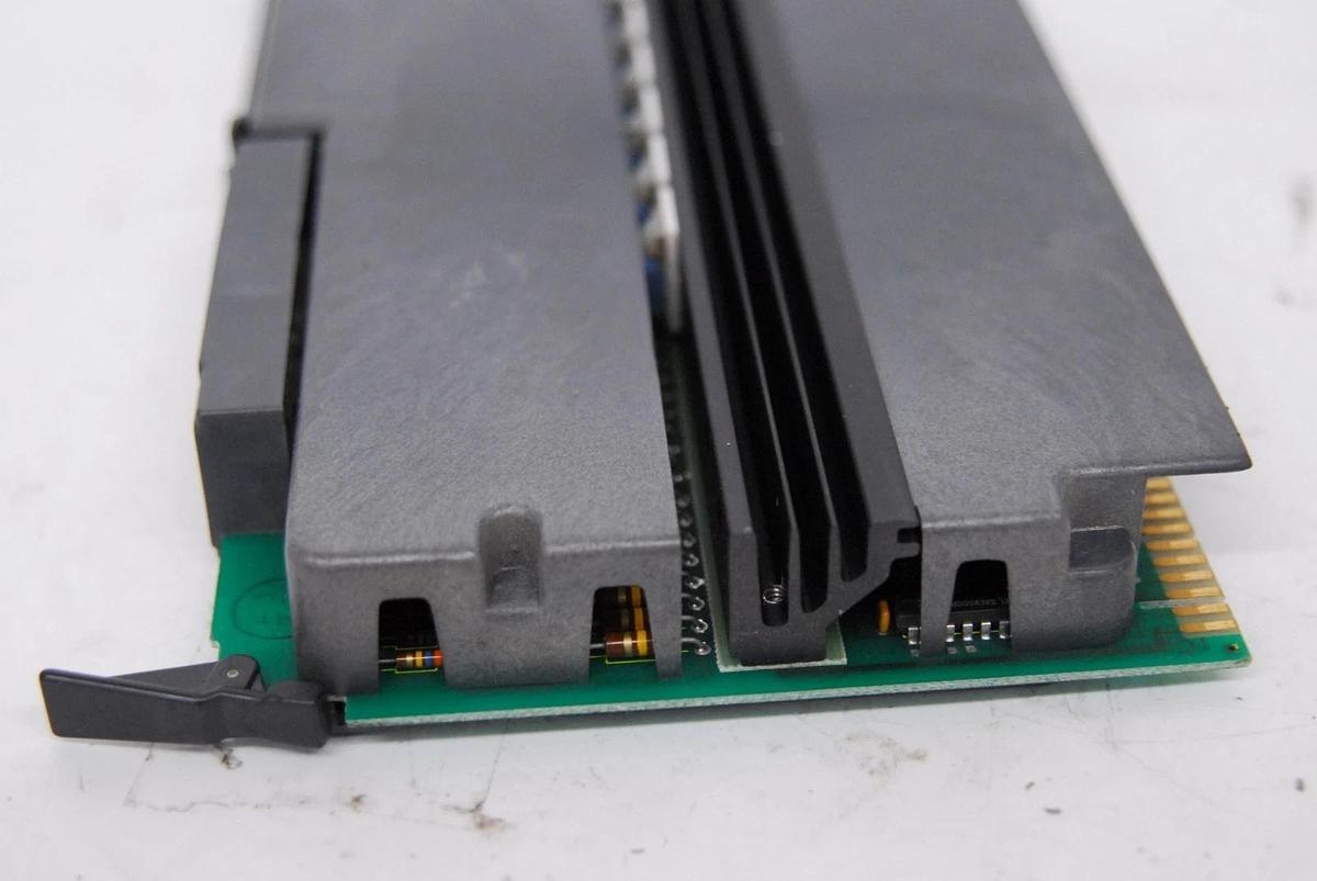 Used Allen-Bradley 1771-OA (120V) AC Output Module W/ Wire Arm 1771-WA