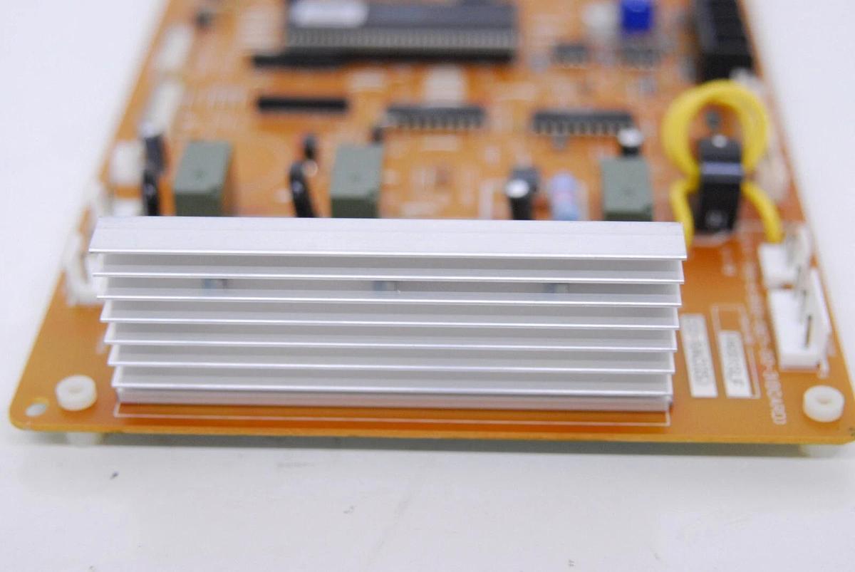 Used 7FB-4-B101-067-00-3 CO-5AC(IS) Control Board - Sanyo CO2 Incubator