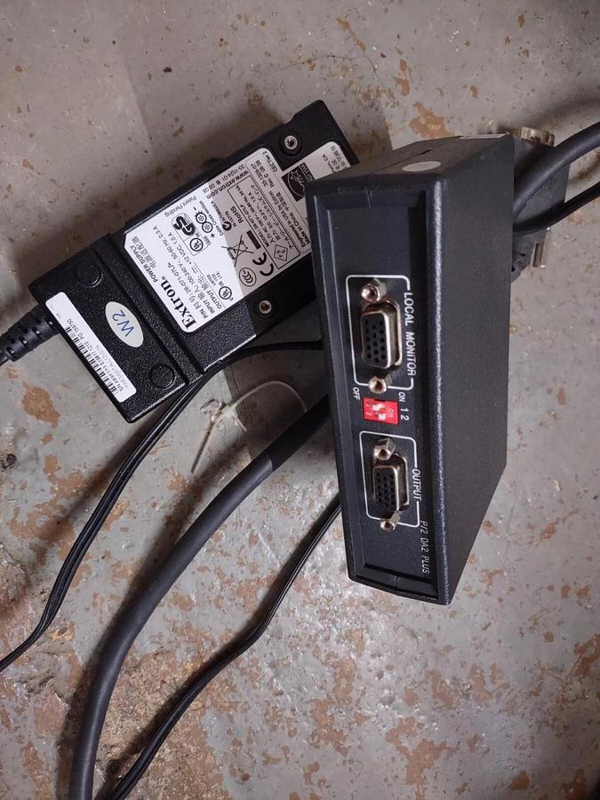 Used Extron P/2 DA2 Plus Dual Output VGA Distribution Amplifier