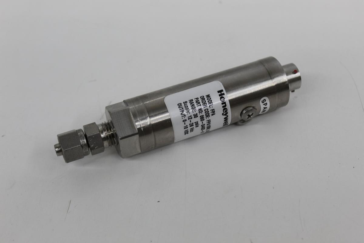 Used Honeywell FPA FPA1BM Pressure Transducer 30 PSI 0-10V 060-G463-01