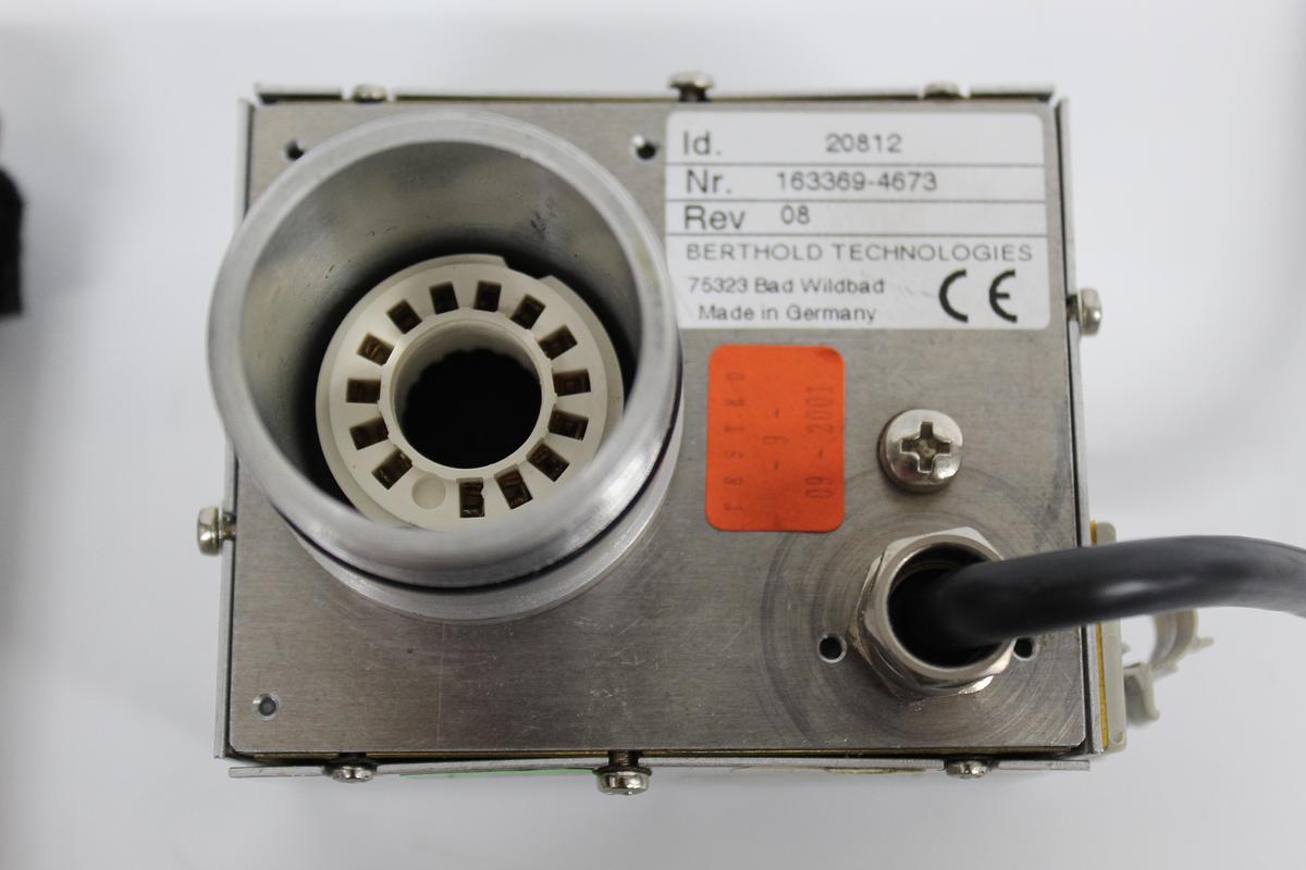 Used EG&G Berthold 20812 LB 9605 LG 163270-1891 Rev 03 Photon Counter Head