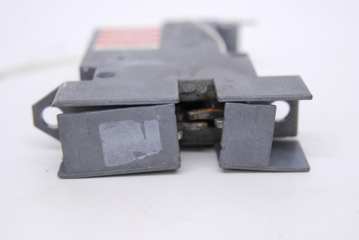 Used Trumpf 8410 Lid Latch - Beckman GPKR Centrifuge