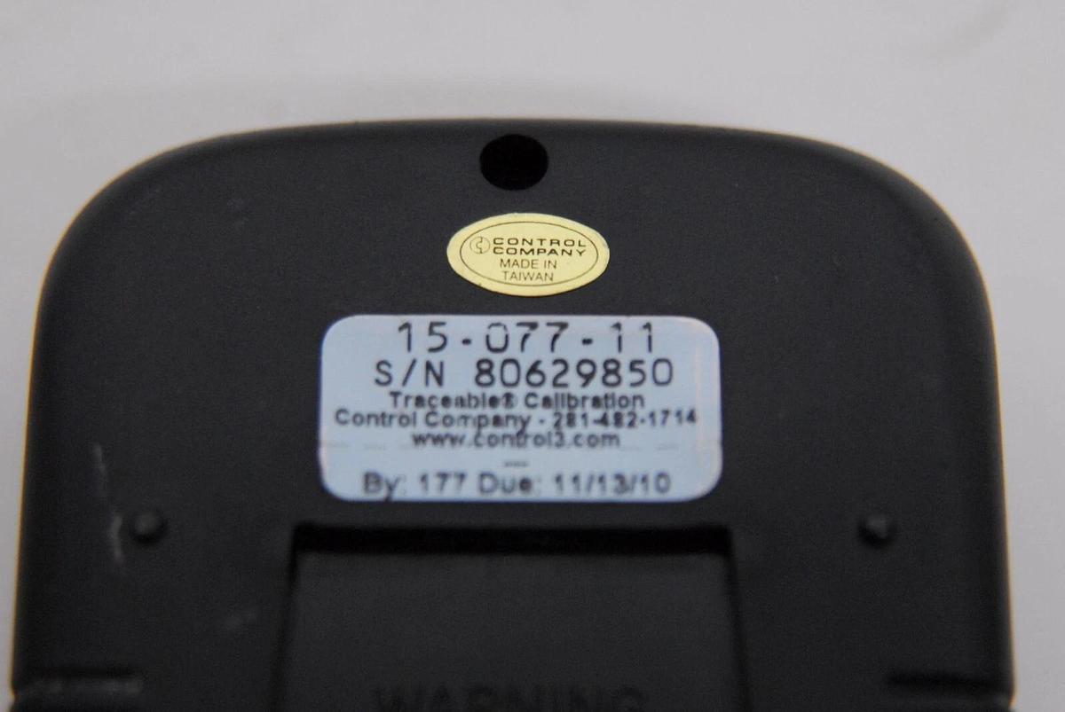 Used Fisher Scientific 15-077-11 Traceable Expanded-Range Thermometer - TESTED