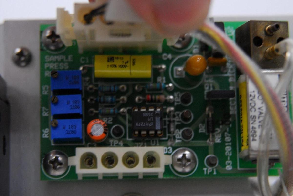 Used Becton Dickinson 03-20107-00 Sample Press REG PCB W/ Assembly (FACSCalibur)