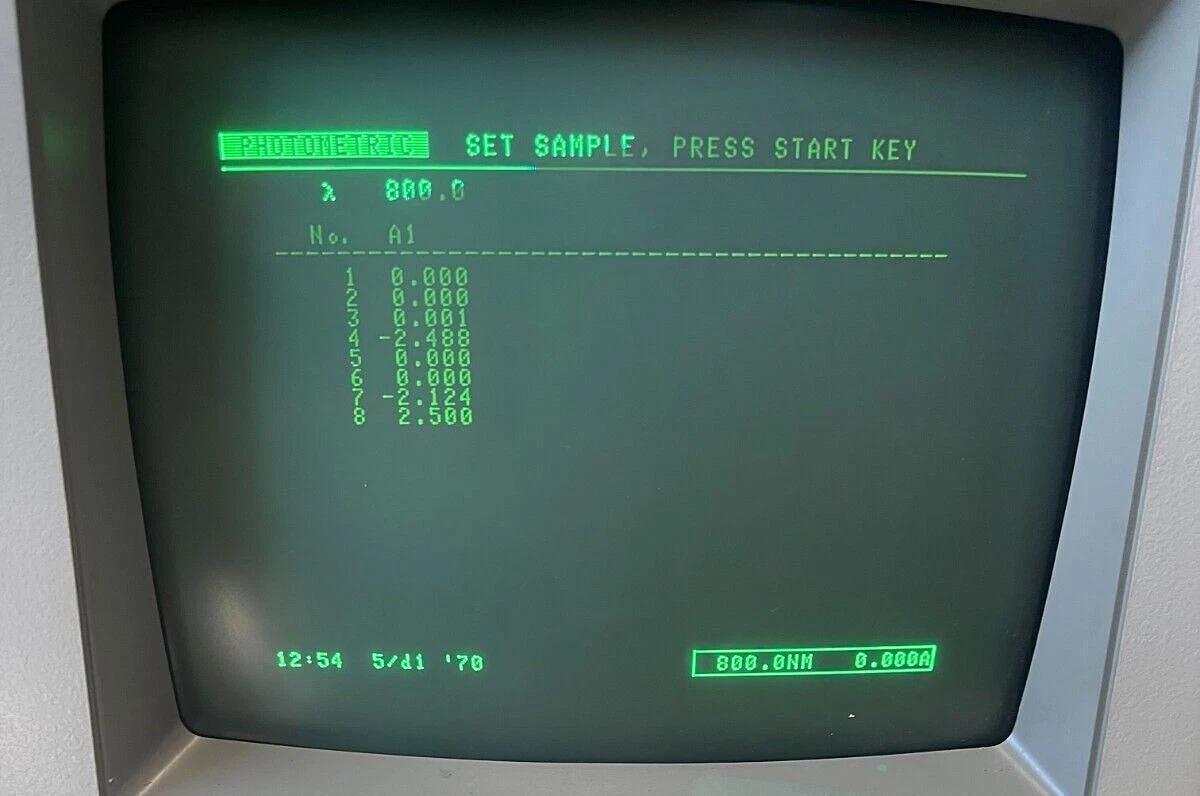 Used Vintage CRT - Matsushita 240AKB31N M-C9001N TR-90A1 9" Display (Shimadzu UV-160)