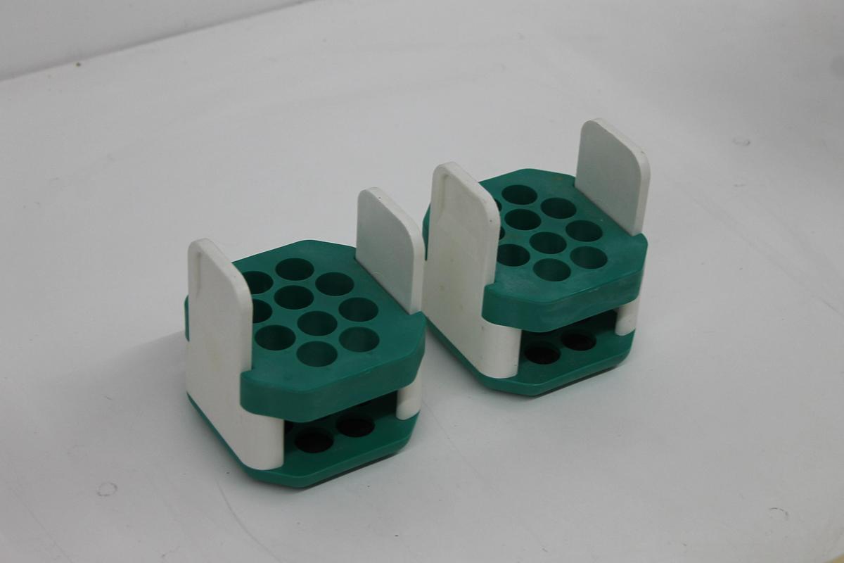 Used Beckman TH-4 Centrifuge Rotor With 4 Buckets and Inserts