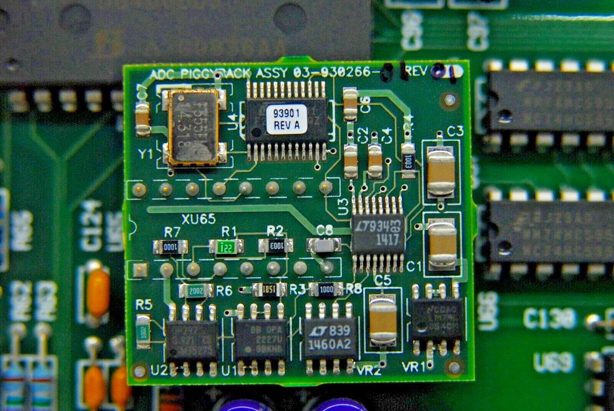 Used Varian SAPWAVE PWA 03-930260-01 Board - ADC Piggyback 03-930266-01 (SATURN 2000)