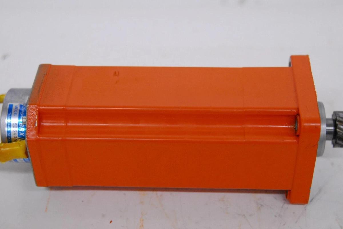 Used ABB Robotics 3HAB5557-1 PS 60/4-71-P-LSS-3978 Servo Motor W/ Encoder