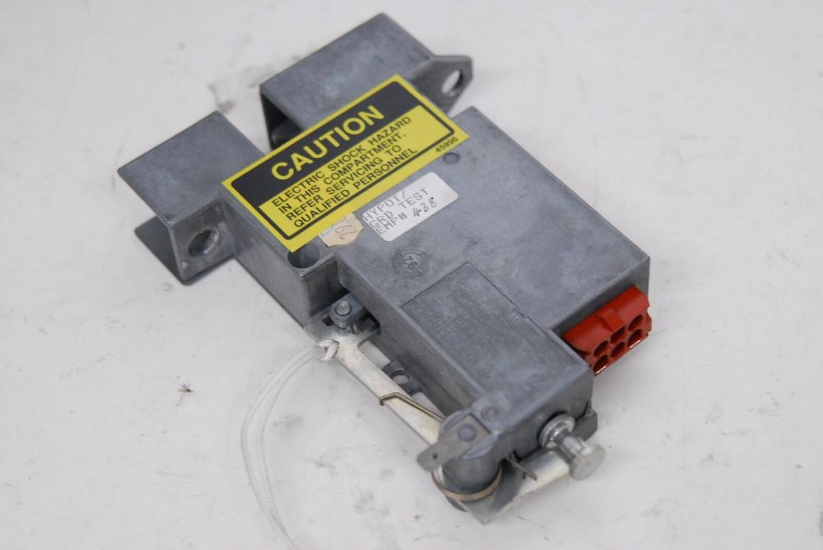 Used IEC 43181R Lid Latch (from IEC Centra MP4R Centrifuge)