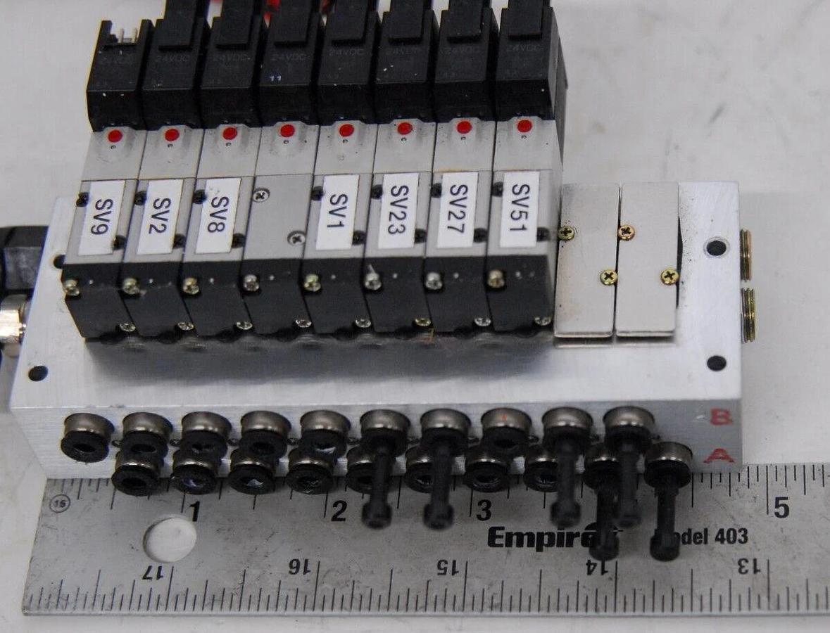 Used Koganei 040M10AJ-6W Manifold W/ 8 A040-4E1 Air Valves