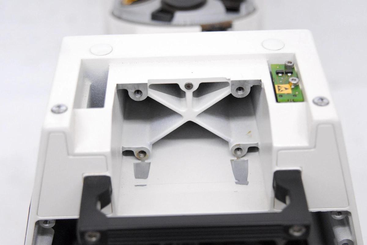 Used Zeiss 1312-732 Axiovert 200M Motorized Base Stand - Read Description - Working