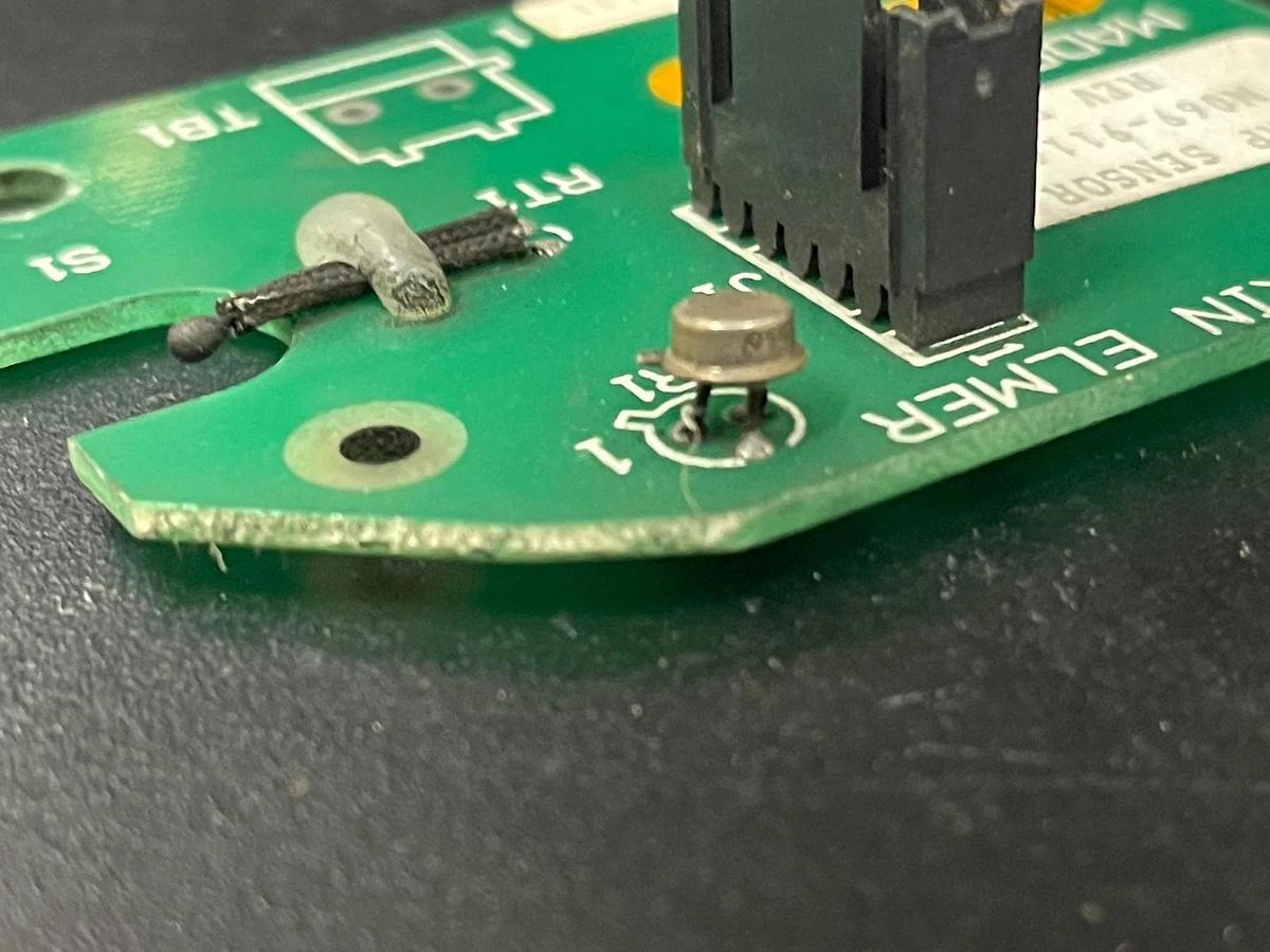 Used Perkin Elmer N069-9114 (Rev E) Temp Sensor