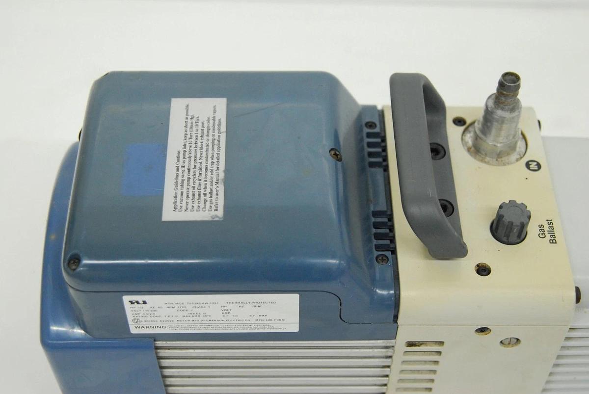 Used Welch 8917 Dual-Stage Direct-Drive Rotary Vane Vacuum Pump 1/2HP