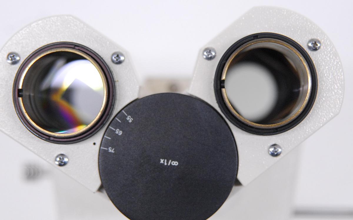 Used Zeiss 452920 Trinocular Microscope Head - Axioplan