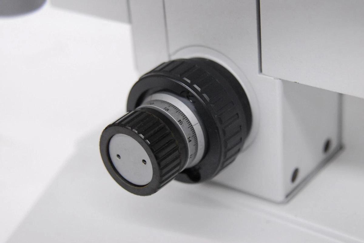 Used Lomo Inverted Microscope Body W/ Ph10 Ph20 Sliders, Filters