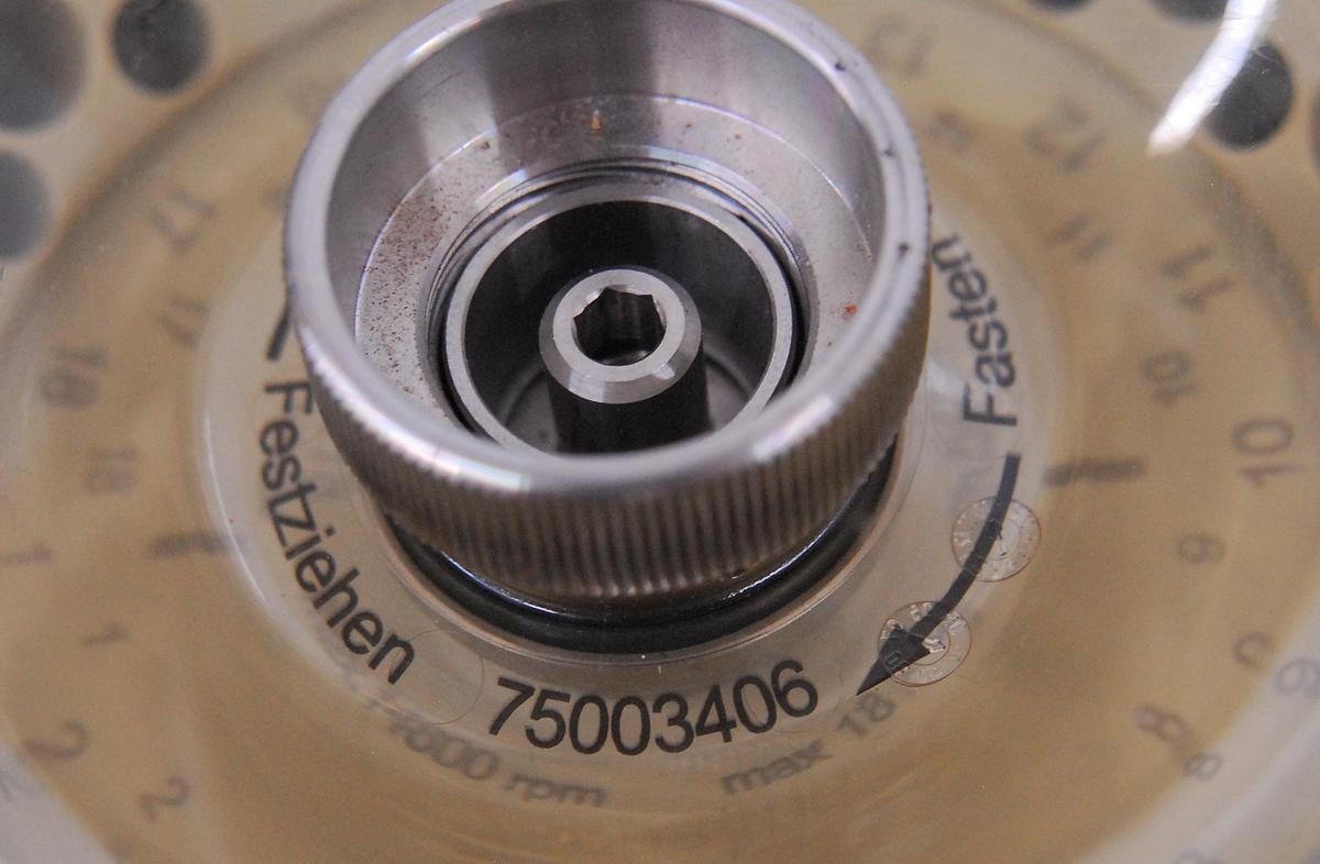 Used Thermo Scientific 75003418 18 x 2.0/0.5mL Dual Row Rotor W/ 75003406 Lid