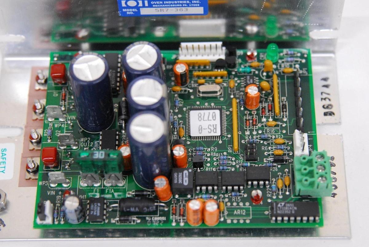 Used Oven Industries SR7-363 Temperature Control Board - BD FACSAria