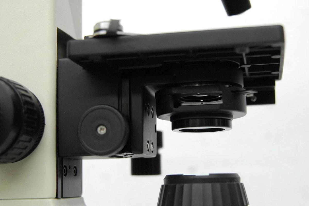 Used Wesco Lab VU 4200 Binocular Microscope W/ 4/10/40/100x SP-Achro Objectives