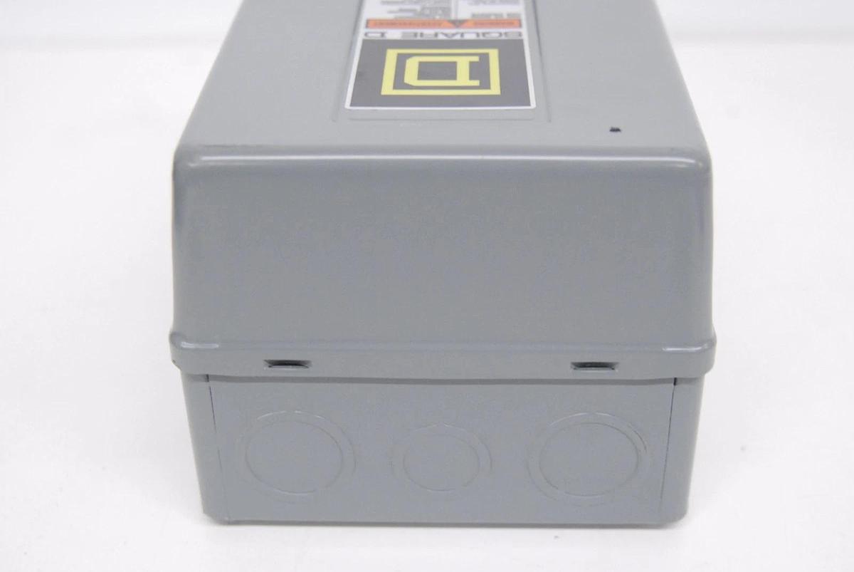 Used Square D Company 8536-SAG12 NEMA Size 00 Non-Reversing Magnetic Motor Starter