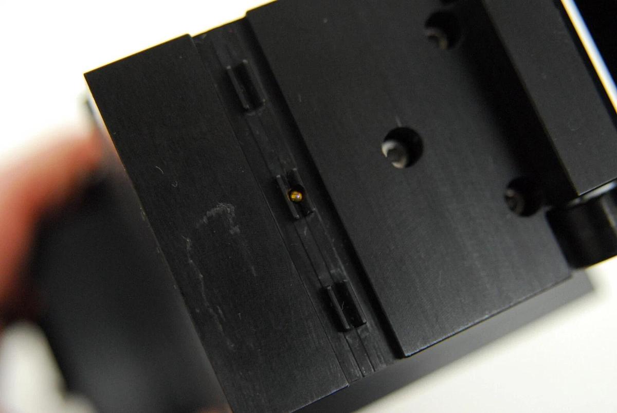 Used Applied Biosystems 005902-B Laser Optic Control System (ABI PRISM 310)