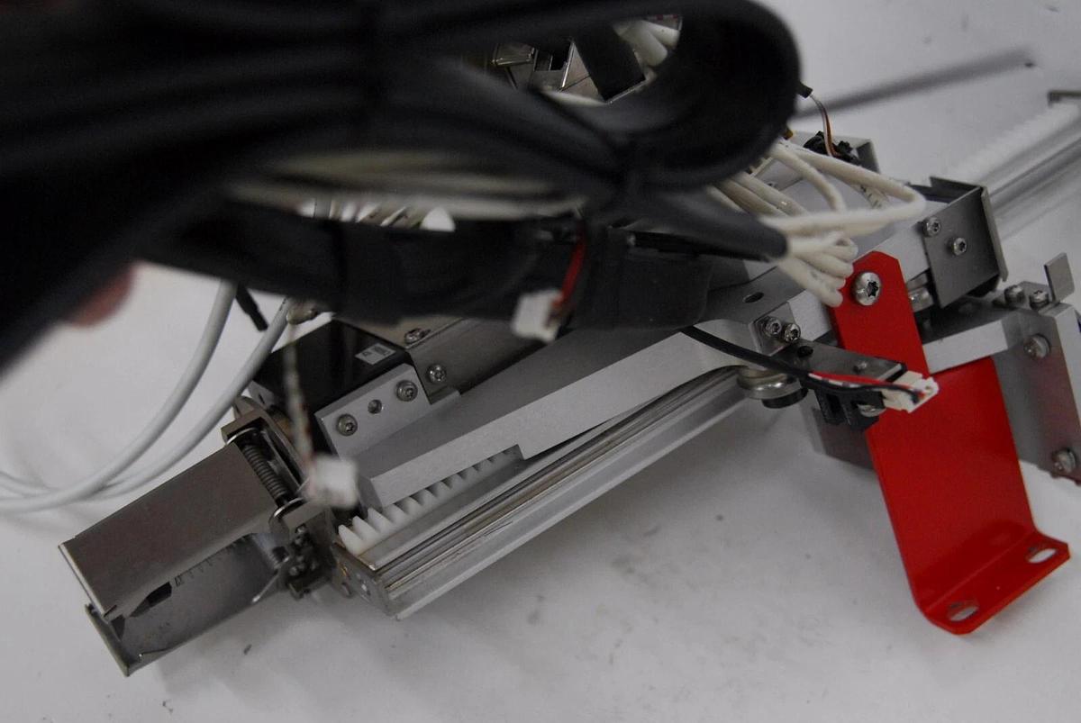 Used Philips PW2540 vrc Sample Changer - Robotic Grabber Head Assembly