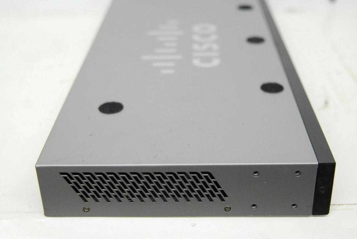 Used Cisco SG100-24 v2 24-Port Gigabit Switch Unmanaged