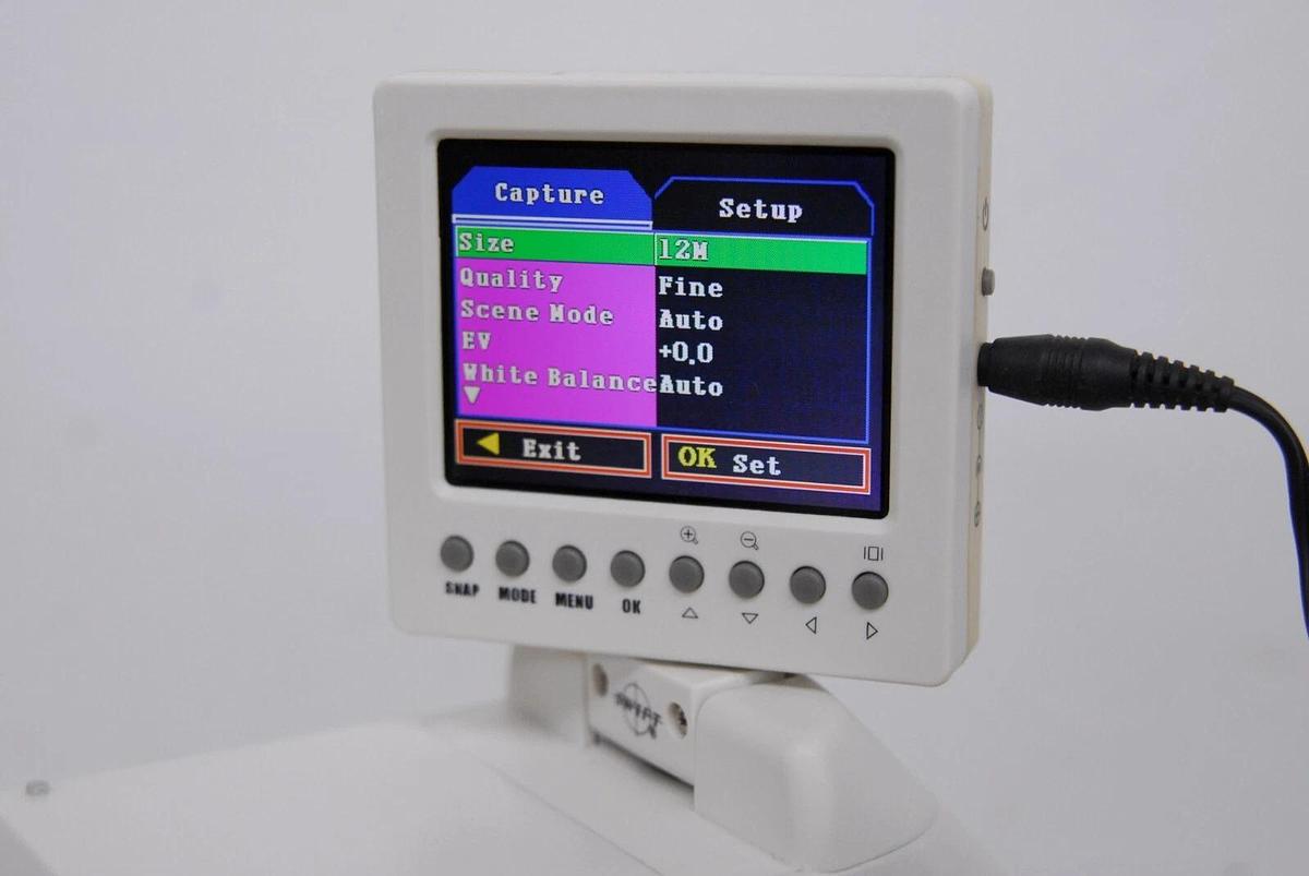 Used Swift M10 Microscope W/ Built in Camera/LCD, 4 Objectives - WORKS GREAT