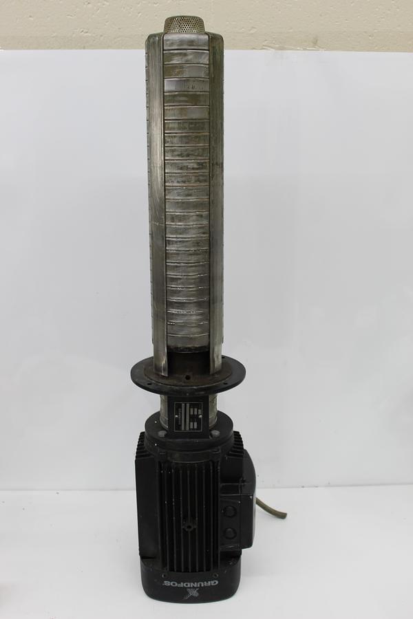 Used Grundfos Vertical Pump CRK2-220/14 U-W-A-AUUV, 3 HP, 2900 RPM, 2.0 GPM