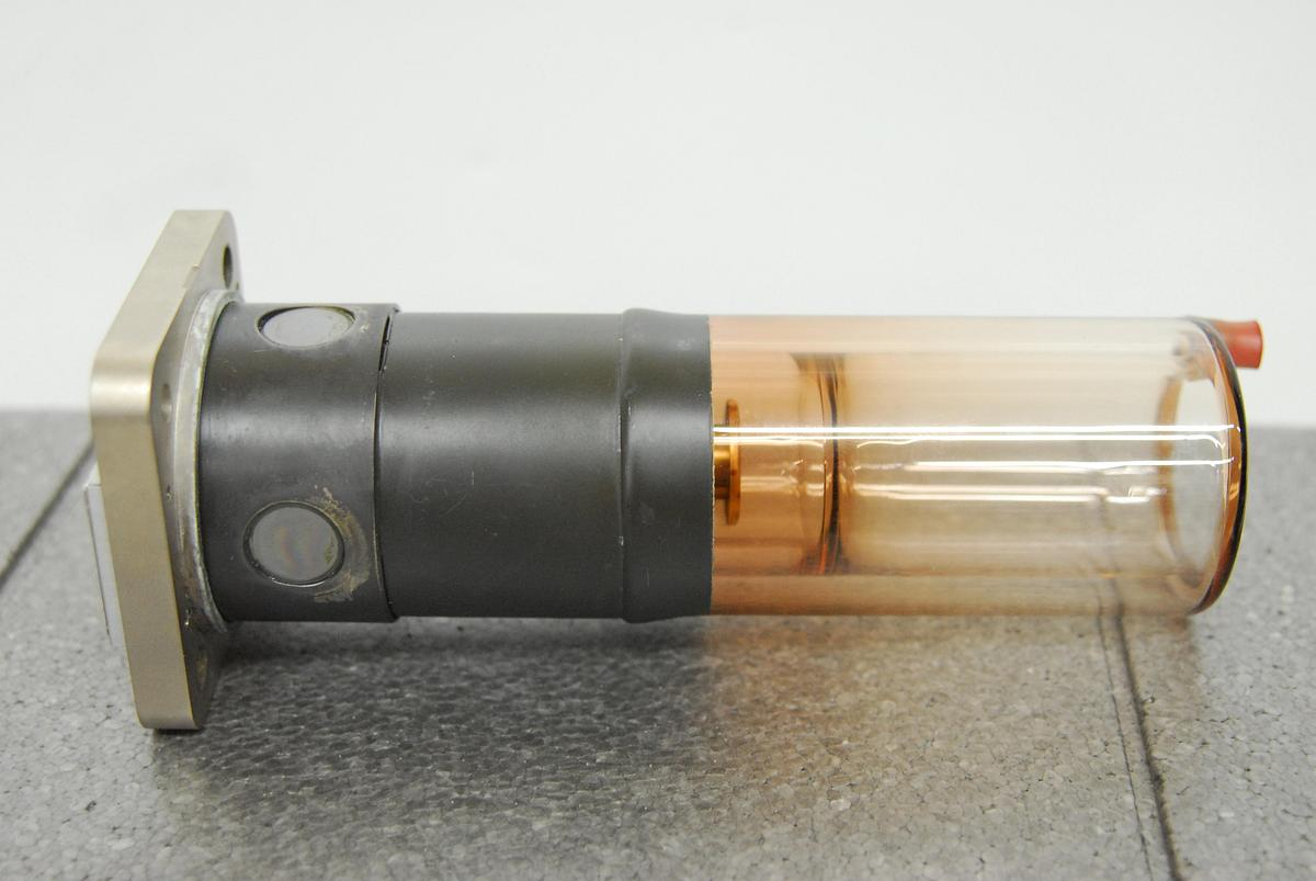 Used Rigaku R01-29-0202, 9430 022 73201, DK 427209 Long Fine Focus (LFF) 2200W Copper (Cu) Analytical X-ray tube