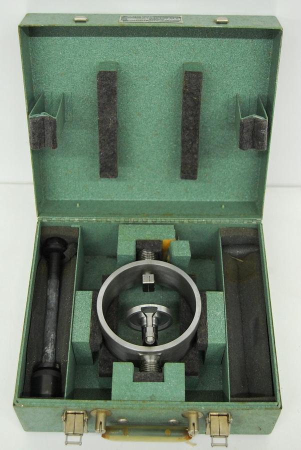 Used Morehouse 5000 LB Capacity Proving Ring W/ Case - Missing Rod