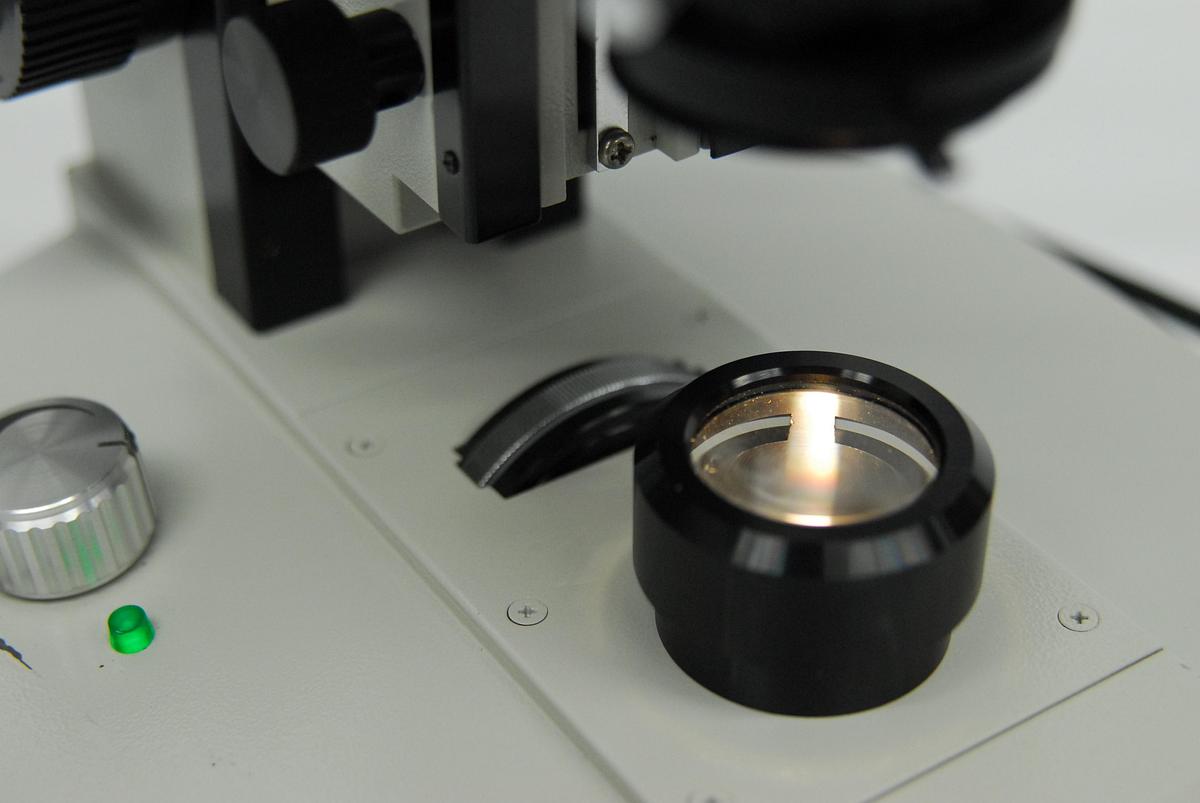 Used Meiji ML2000 Binocular Compound Microscope W/ S.FlatField 4/10/40/100 Objectives