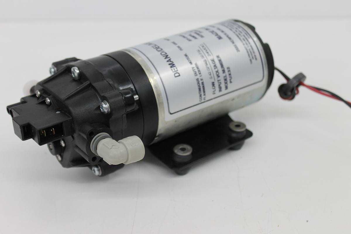 Used Barnstead PUX32 Demand Delivery Pump 0.42GPM @ 50PSI