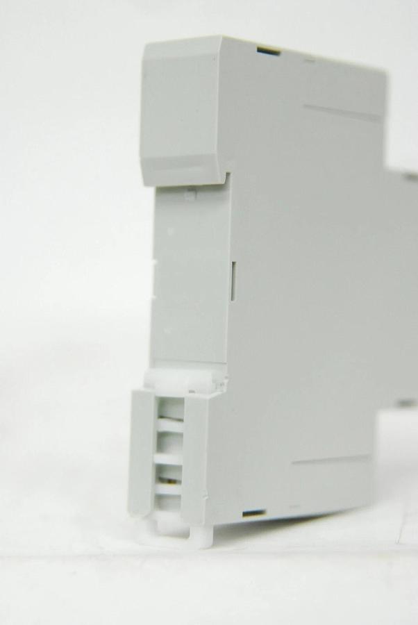 Used Finder Type 82.41 (8241 0241 0000) 35mm Rail Mount Timer - 24-240VAC, 5A