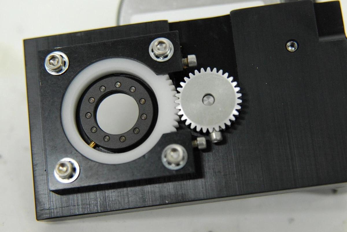 Used Thermo Nicolet 6700 - Aperture Assembly