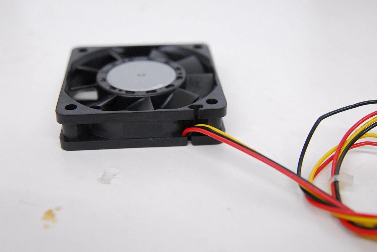 Used Sanyo Denki 109P0612M735 San Ace 60 Cooling Fan 60mm/12V/3-Pin