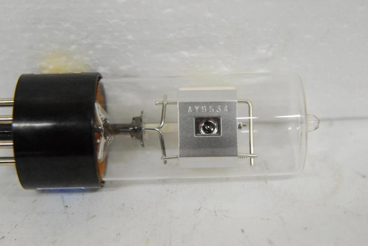 Used Hamamatsu L2D2 Deuterium Lamp L6380 (Shimadzu 062-65055-05) - Lot of 3