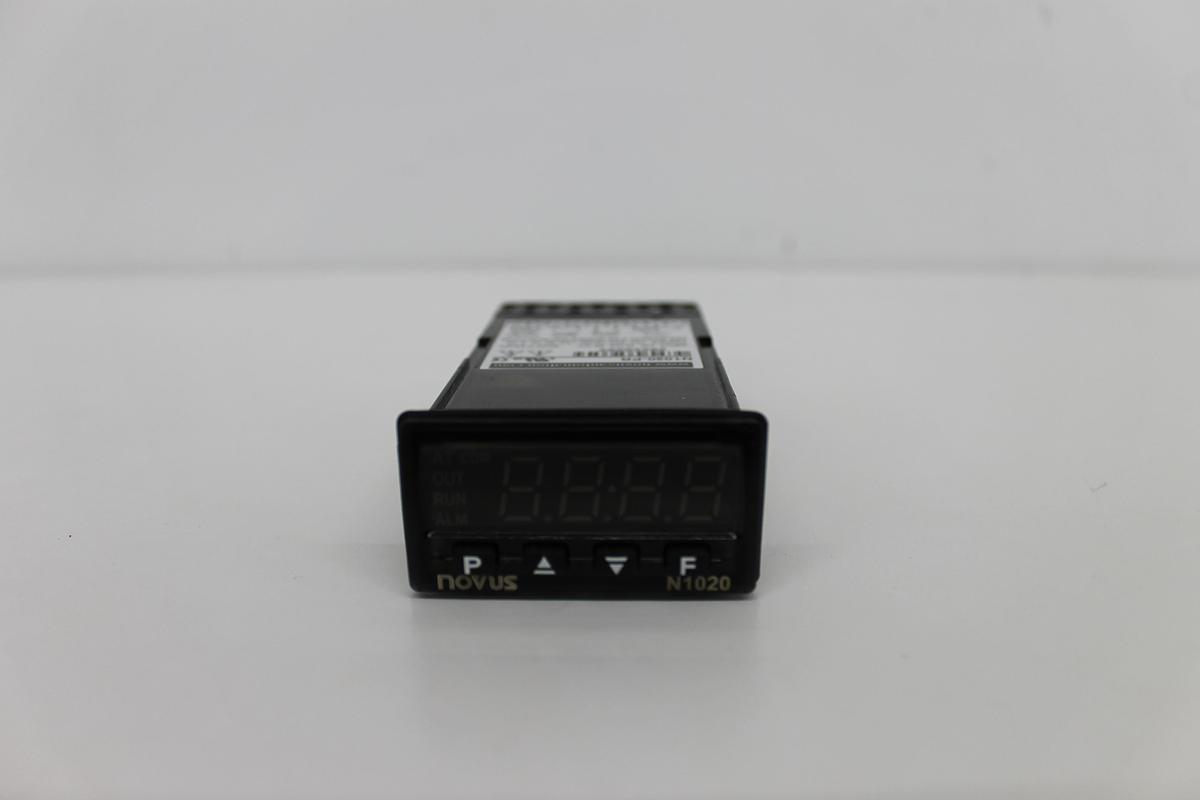 Used NOVUS N1020-PR Temperature Controller