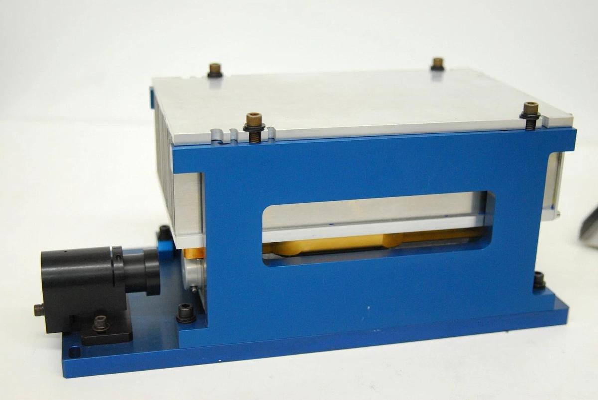 Used Coherent SAPPHIRE 488-100 488nm Laser W/ 1092551 CPU BD/Power Supply/Head Cable