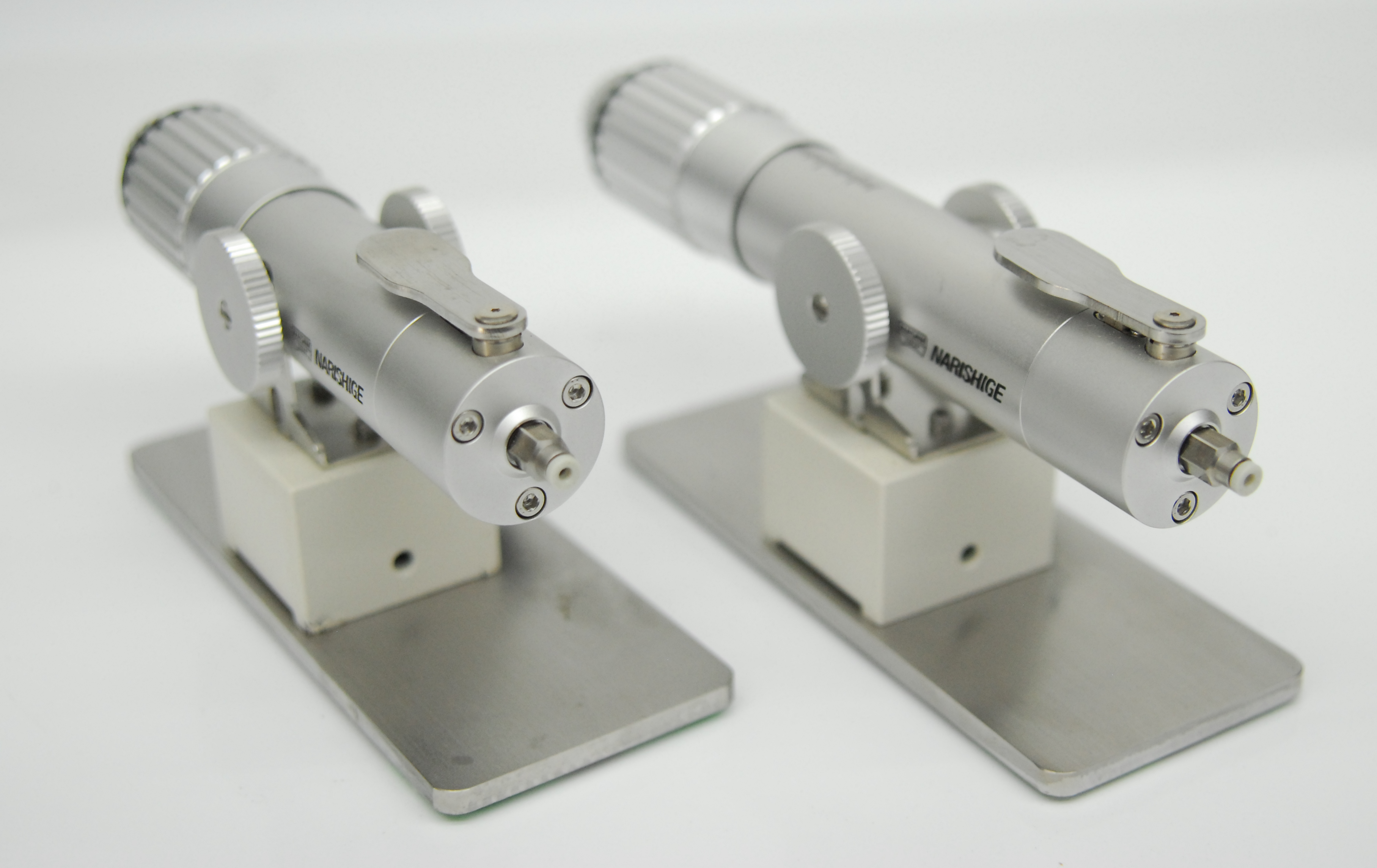 Used Narishige IM-11-2A Pneumatic Microinjectors w/ HI-9 Holders Magnetic Bases - Lot of 2