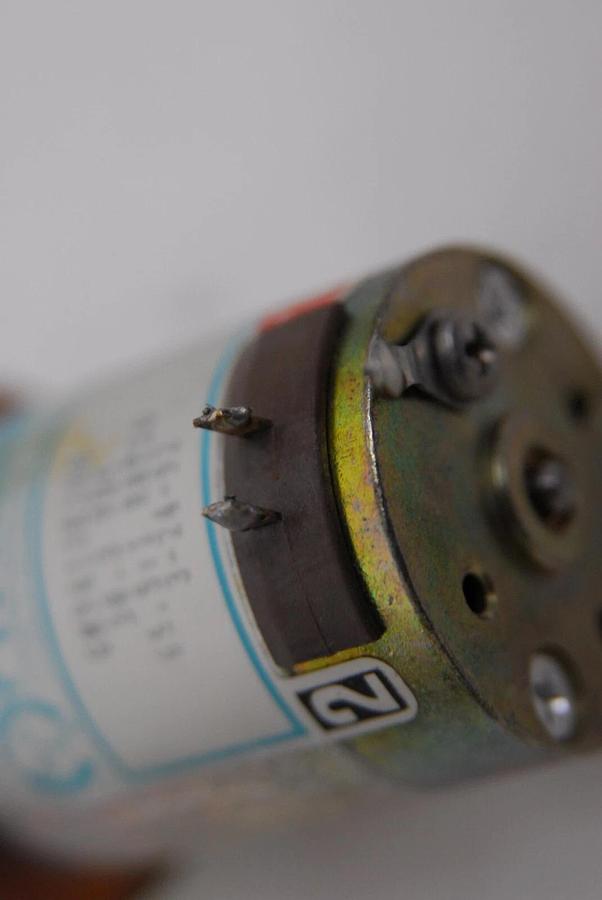 Used Pittman GM9413E280 DC Servo Gear Motor - 30.3VDC, 65.5:1 Ratio