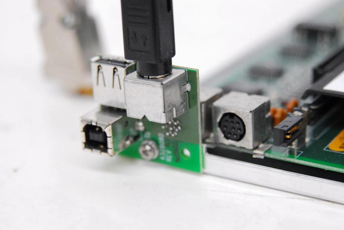 Used Applied Biosystems N8059004 TEC Microprocessor 9700 W/ 4328080 Board (ABI 7000)