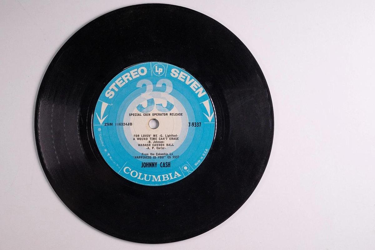 Used Johnny Cash 45 Record Lot of 5 With 33 Special Coin Operator Release