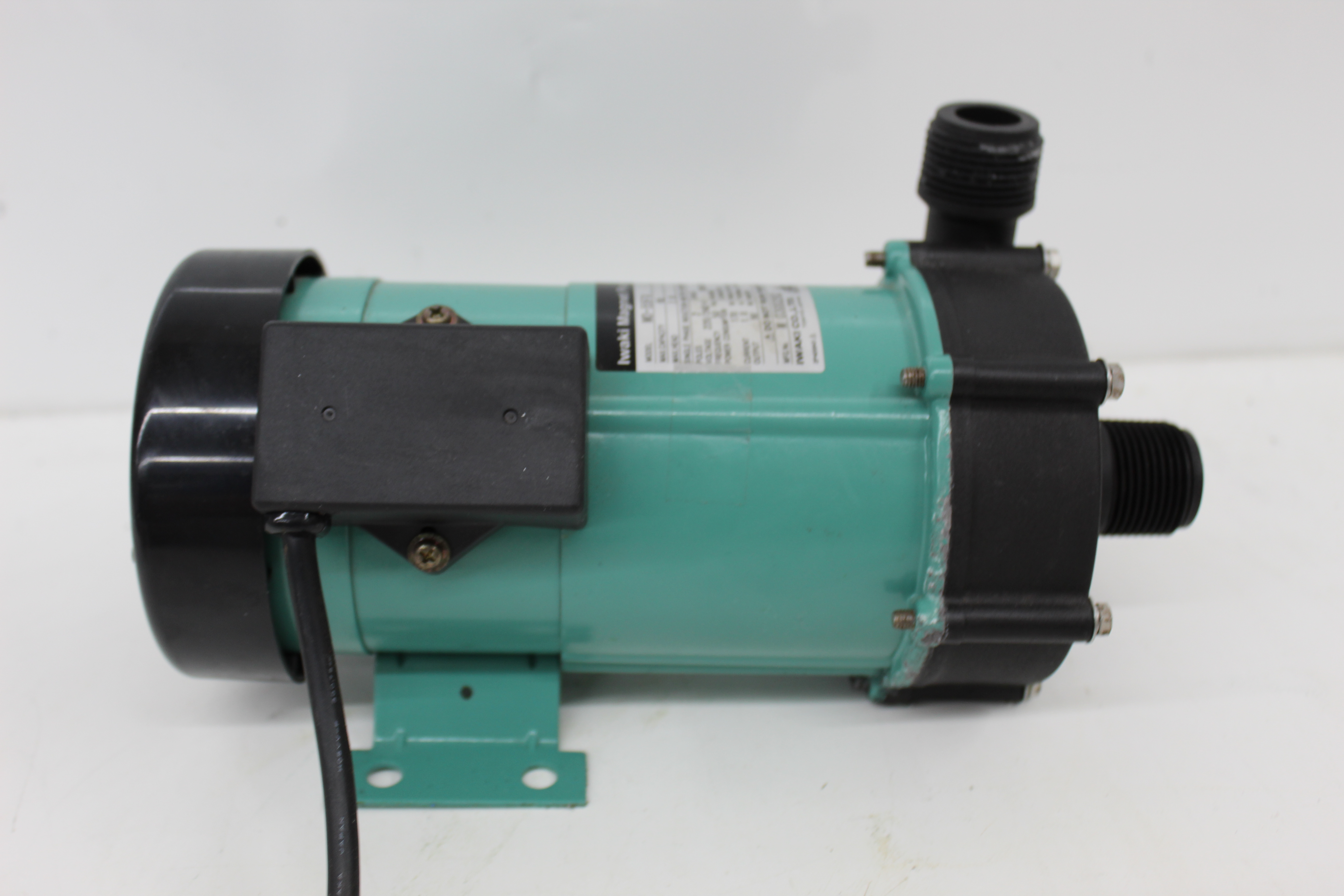 Used Iwaki MD-55FX Magnetic Drive Centrifugal Pump 220/240V