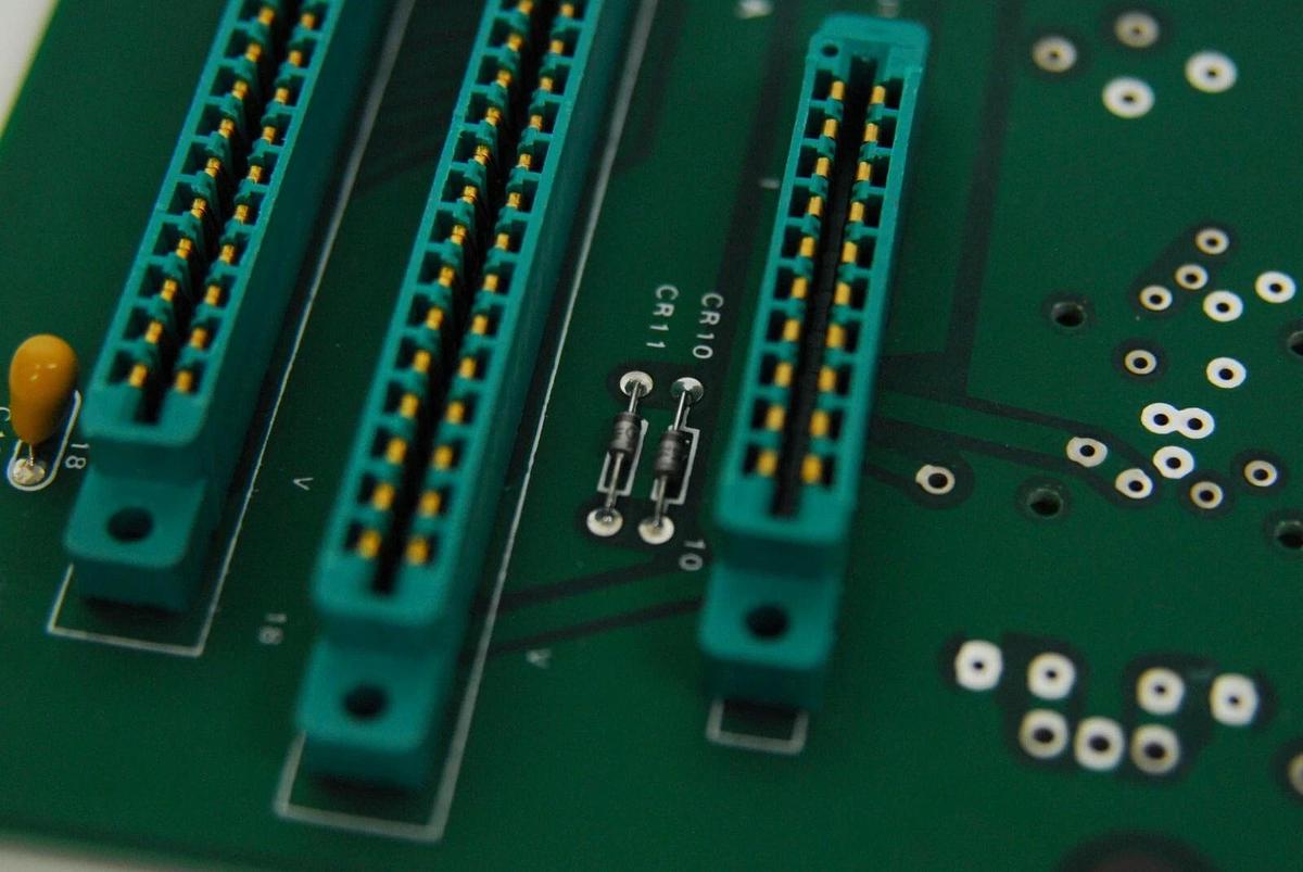 Used Cahn 221904-A01 222372-001 Backplane (C-35 Microbalance)