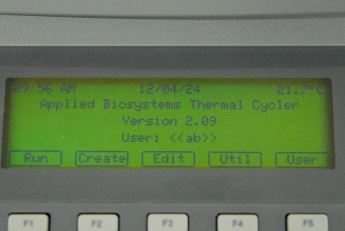 Used Applied Biosystems 2720 Thermal Cycler 4359659 - Read Description