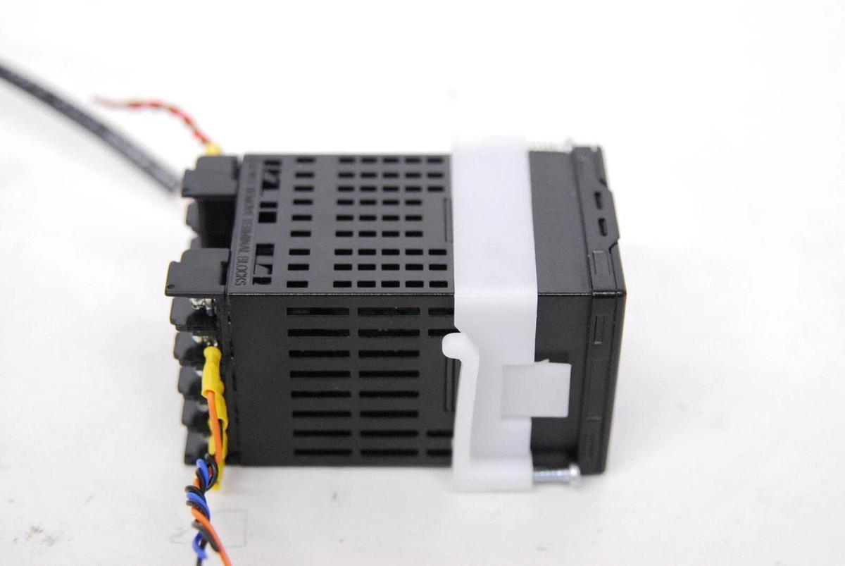 Used Omron E5CN-Q2HBTD E5CN Temperature Controller