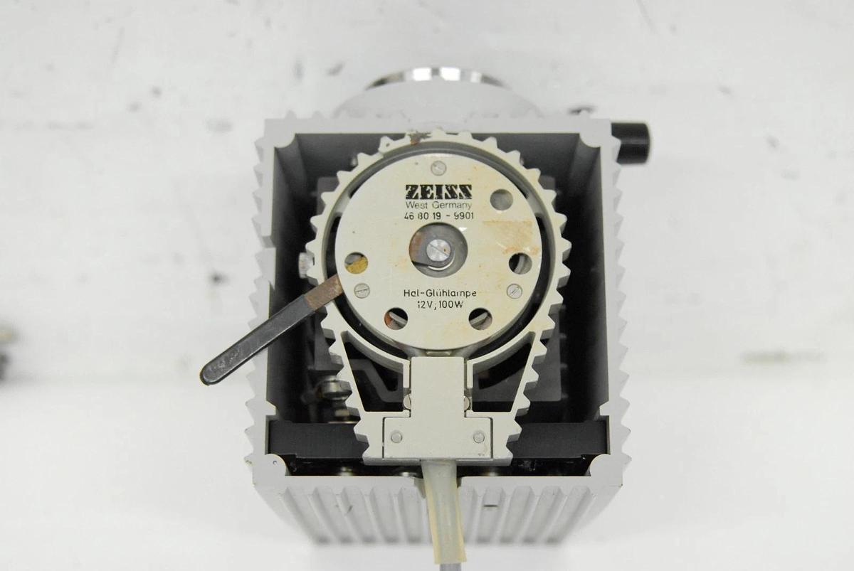 Used Zeiss 39 25 33 Microscope Power Supply  W/ 46 72 59, 46 80 19 Lamp Housing