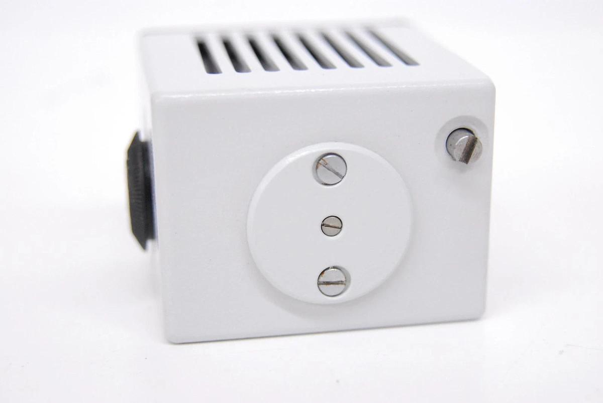 Used Leitz 514672 Lamphousing 20 6V 20W Halogen Lamphousing - Laborlux S